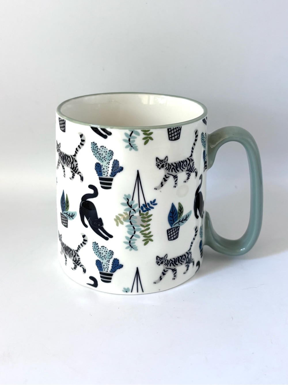 10 Strawberry Street Cats and Cactus Mug, Bella Collection, 18 oz